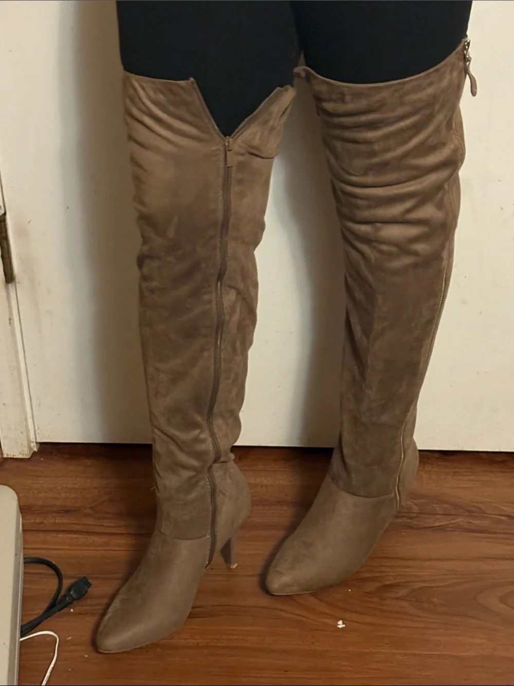 Women's Black Over-the-Knee Pointed-Toe Boots